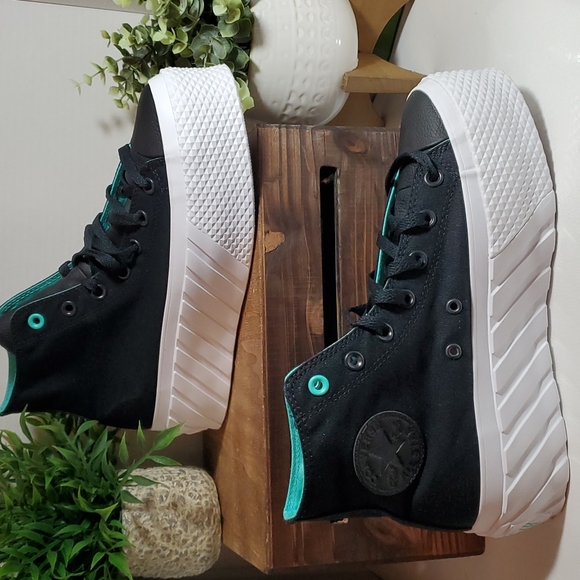 CONVERSE CTAS LIFT 2X HI PLATFORM WOMEN'S SZ 9/ 571675C - Picture 4 of 15